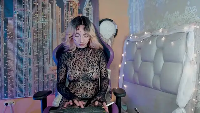 IM_MAYA's cam snapshot