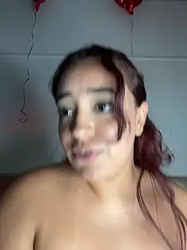 NaughtyNinnaXXX live sex cam