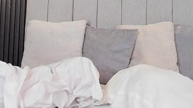 GiannaColling1 live sex cam