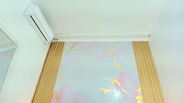 MayaBaker live sex cam