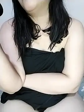 Just_noura's cam snapshot