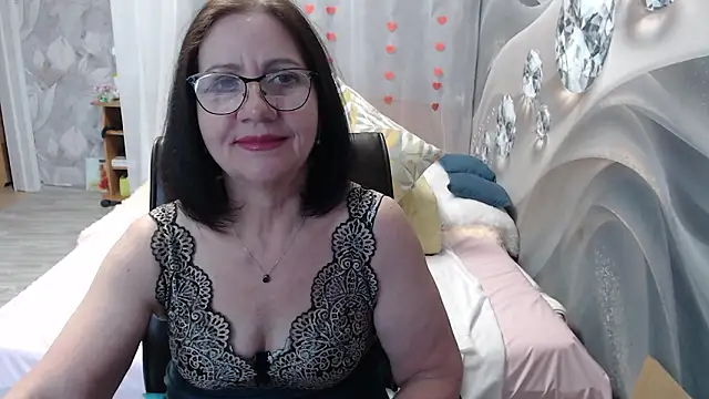 OlgaHottie live sex cam