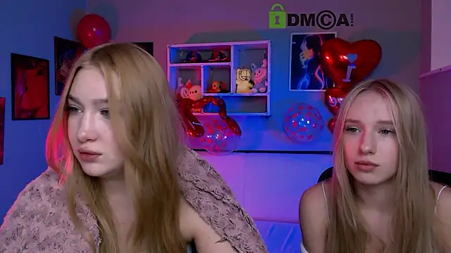 playful_sophie live sex cam