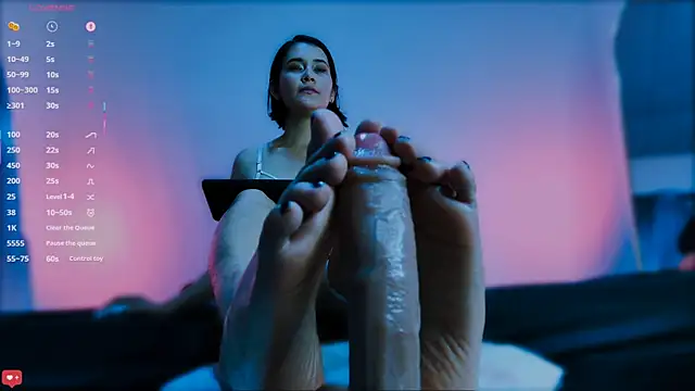 ScarlettRedsins's cam snapshot