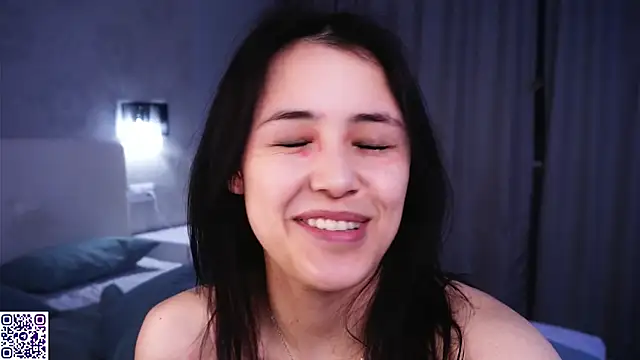 VerlieChahal live sex cam