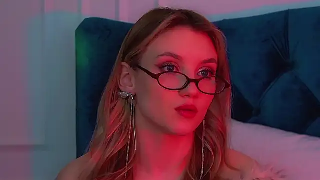 StacyEvances's cam snapshot