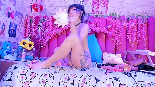 Alicebenett live sex cam