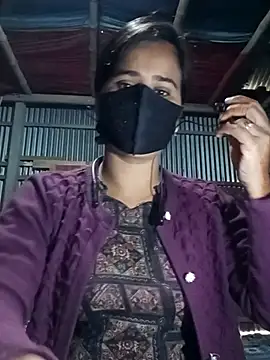 Sexy-Binita live sex cam