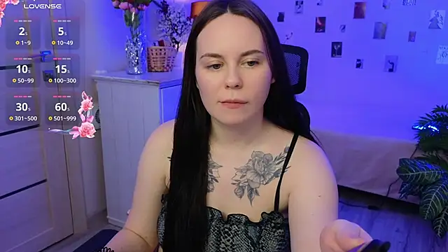 Alice_Moondark live sex cam