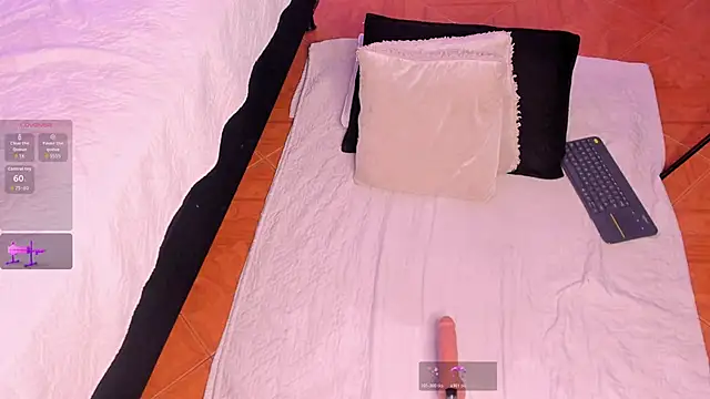 _CurlyGirl_'s cam snapshot