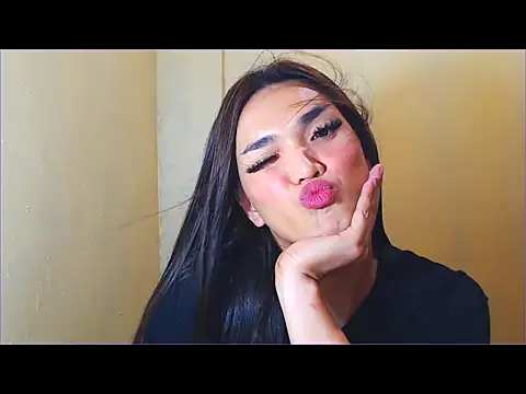 WONDERWOMAN2023 live sex cam