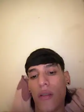 Sweett_Boyy's cam snapshot