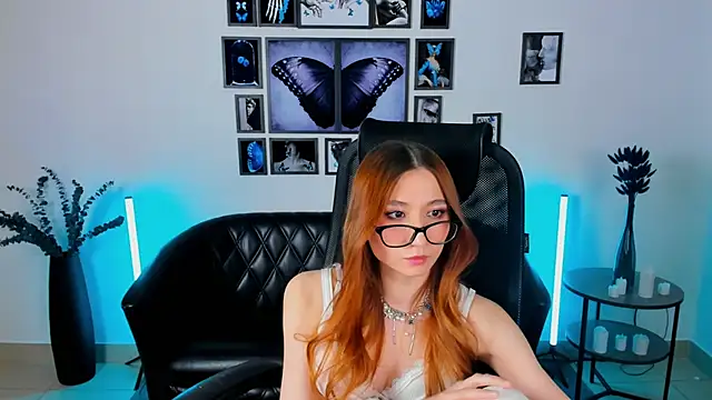 Karen__davis's cam snapshot