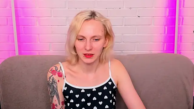 LikiLips live sex cam