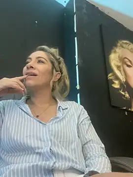 viktoria_davis_ live sex cam