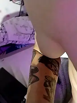 themaykiin18 live sex cam