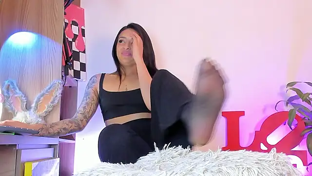 adelarangel live sex cam