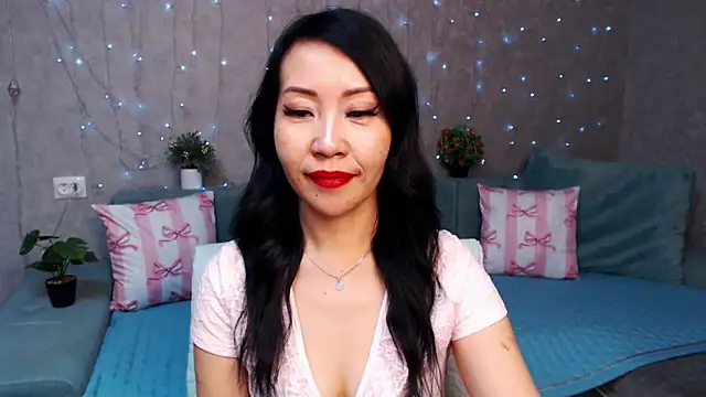 LiaPak's cam snapshot