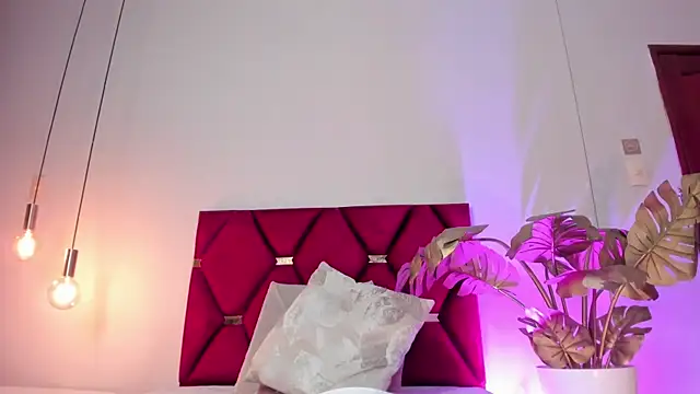 AnnaBroooks's cam snapshot