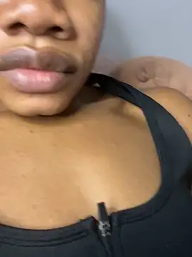 _yisela_ live sex cam