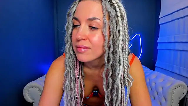 rock_n_roxy's cam snapshot