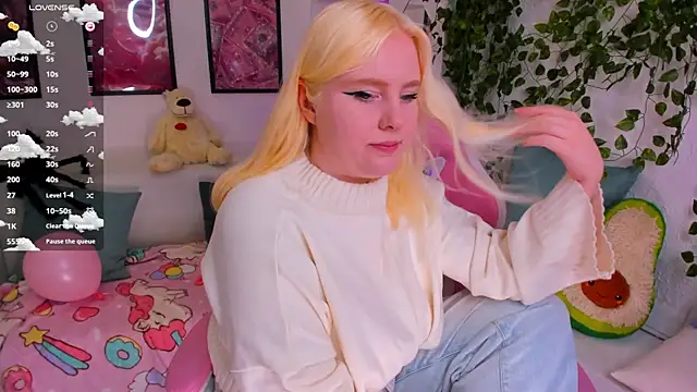 art_lovee's cam snapshot