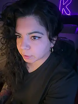 kimmiakiss22's cam snapshot