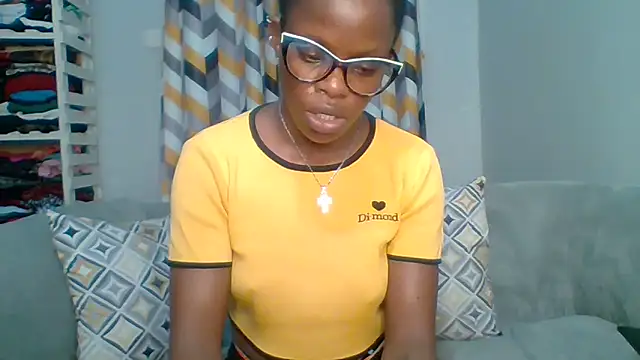 Petite_254's cam snapshot