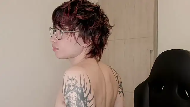 liamelf live sex cam