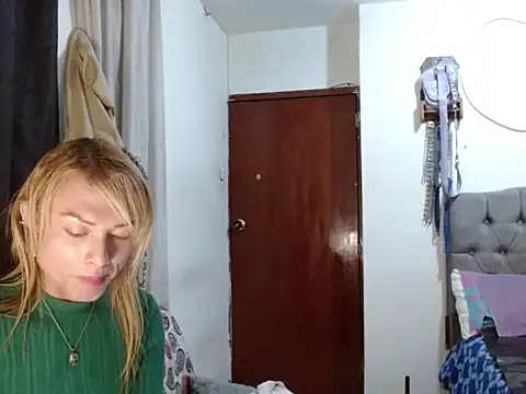 skarleth_hot21 live sex cam