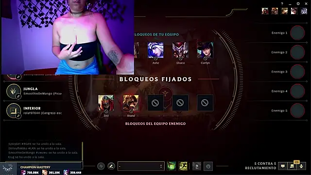 SpicyGirl77's cam snapshot