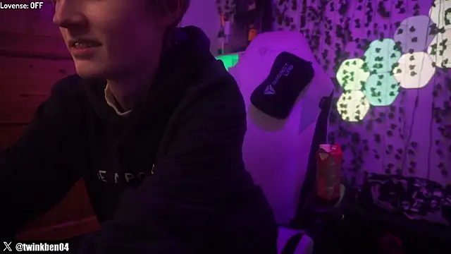 twinkben live sex cam