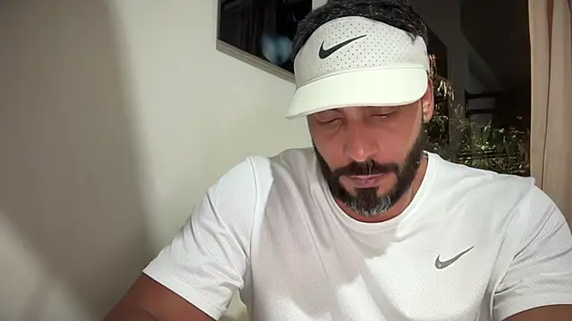 romeolovedark live sex cam