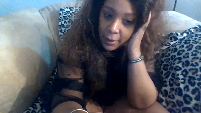 BettyCock's cam snapshot