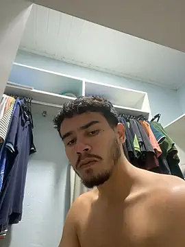 reipromiscuo01 live sex cam