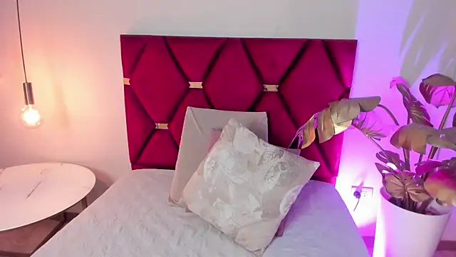 AnnaBroooks's cam snapshot