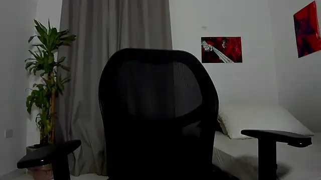 Catty_Noir live sex cam