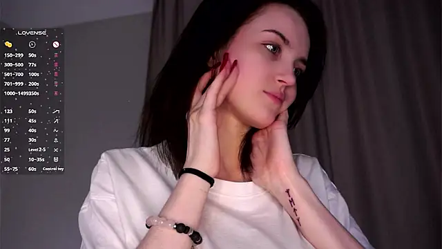 EffieHenri's cam snapshot