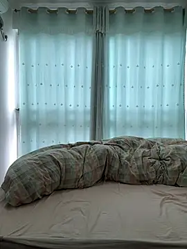 ruanruan05's cam snapshot