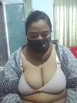 momo_loves's cam snapshot