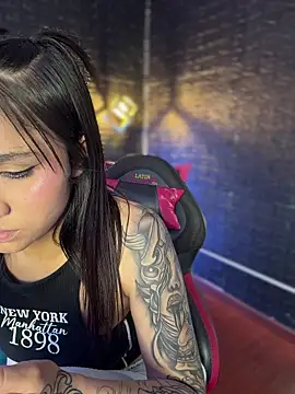 Isabella-Teen's cam snapshot