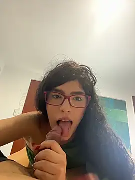 dani_bela's cam snapshot