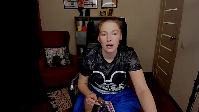 _fiona_Love's cam snapshot