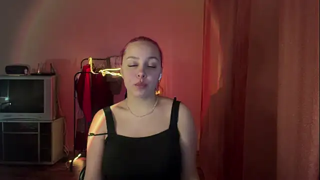 ZoraDearmon's cam snapshot