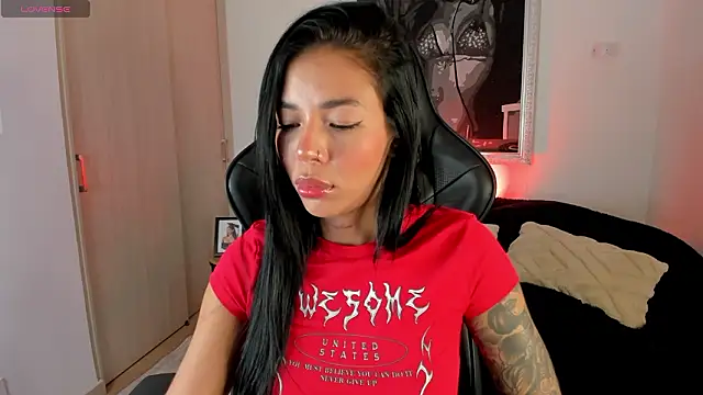 BellaRossii live sex cam