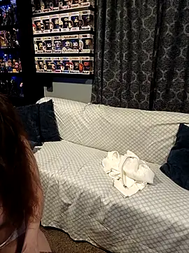 Jeannie_69_andahalf's cam snapshot