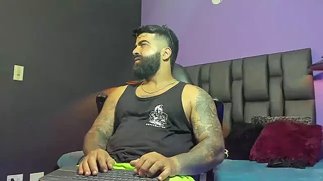 Lyon_vach live sex cam