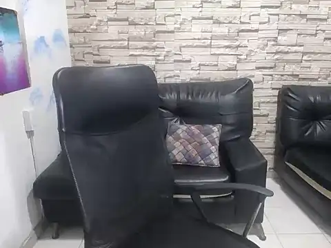 paula_ross_'s cam snapshot