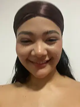 Just_valen's cam snapshot