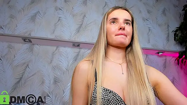 Erika_Carpenter's cam snapshot